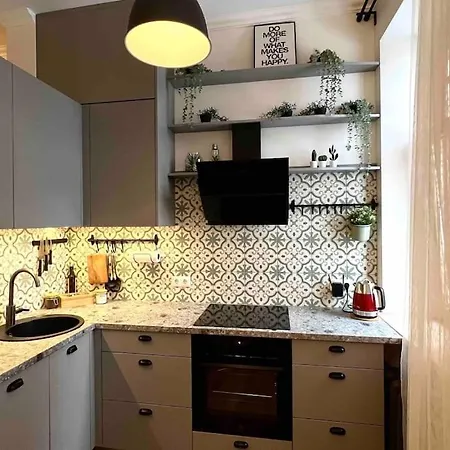 Cozy In The Heart Of דירה ריגה